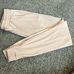 Women’s light pink Gymshark Pippa training joggers, size XS